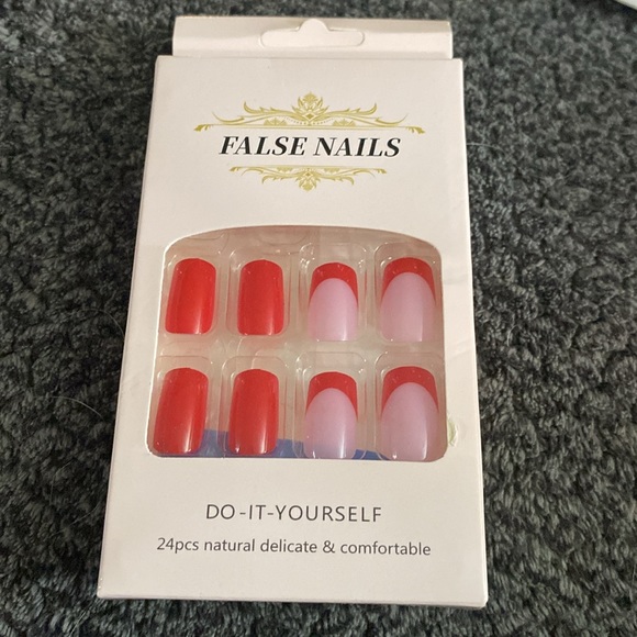 Manicure in minutes! Press on nails! Do it yourself 24 pc sets. - Picture 2 of 6